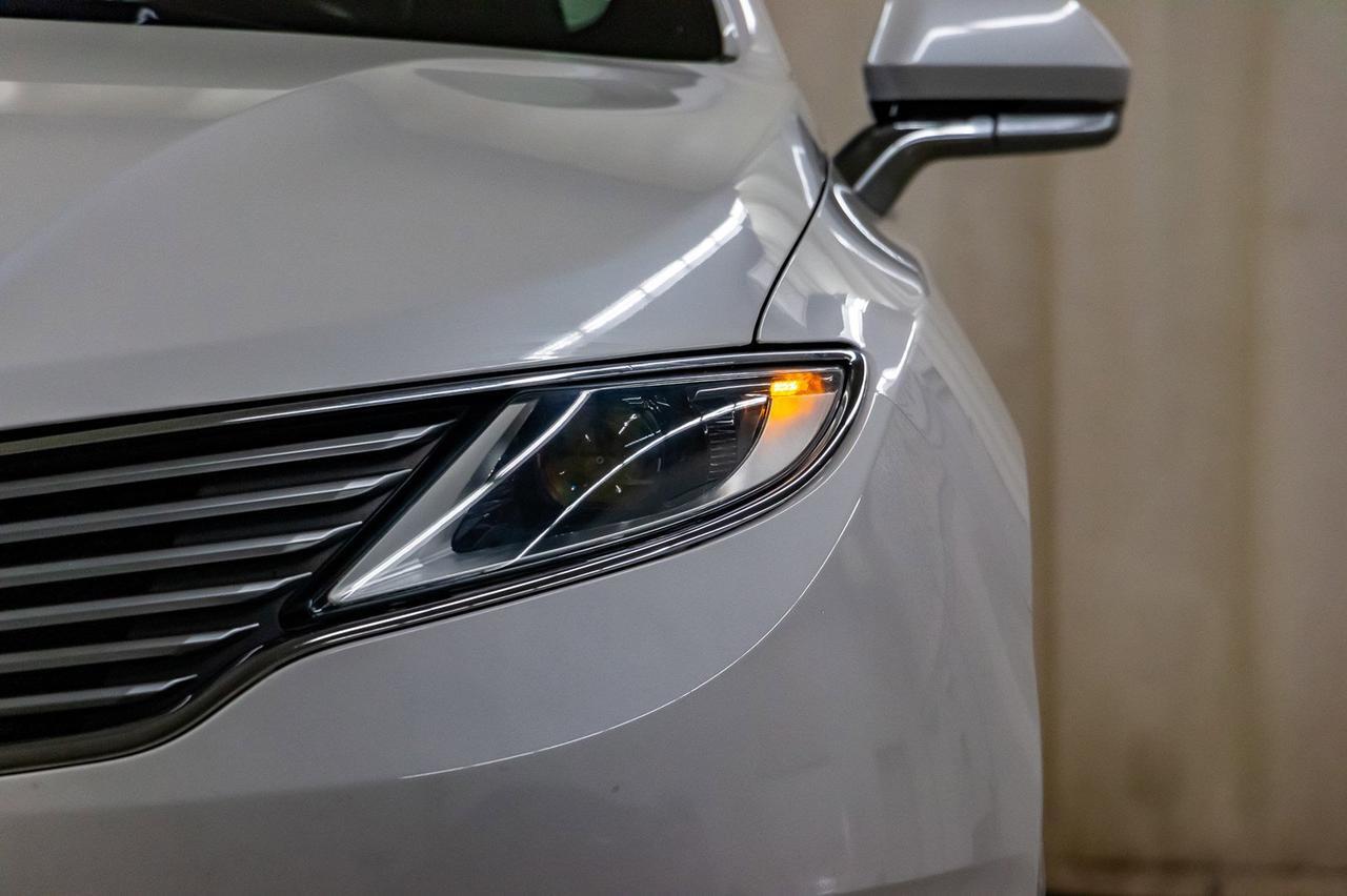 2015 Lincoln MKZ AWD Luxury Edition Leather Roof Nav Red Deer AB