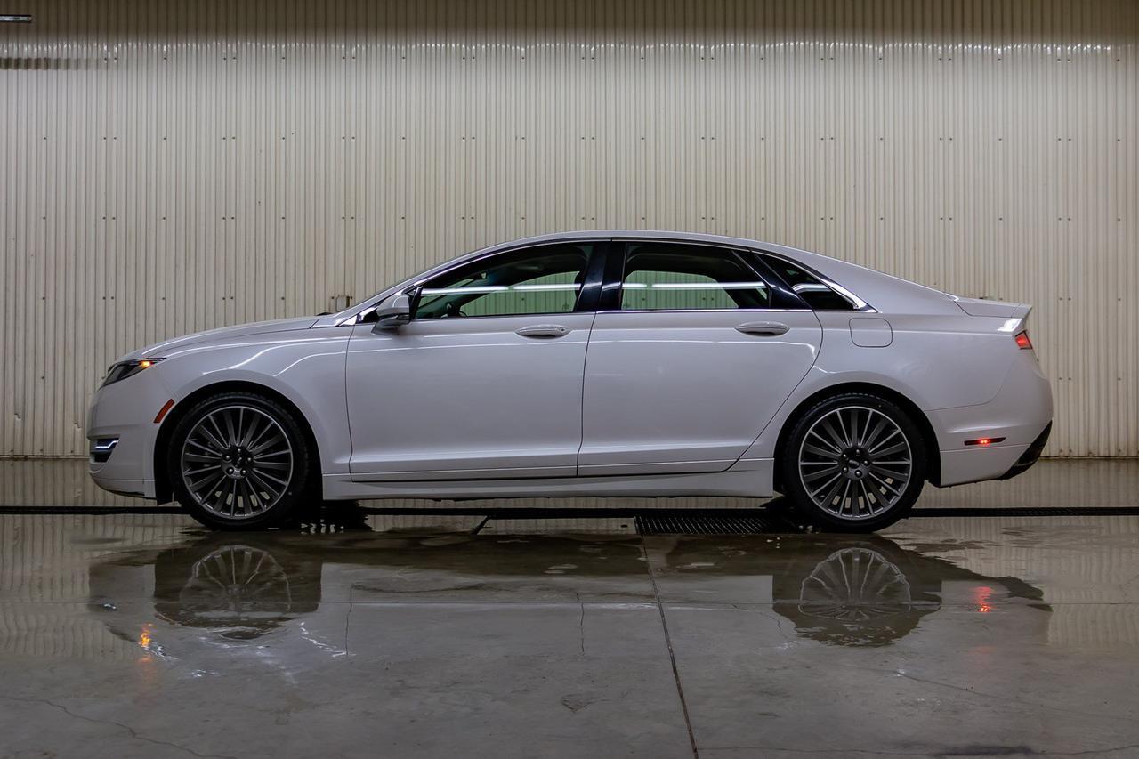 2015 Lincoln MKZ AWD Luxury Edition Leather Roof Nav Red Deer AB