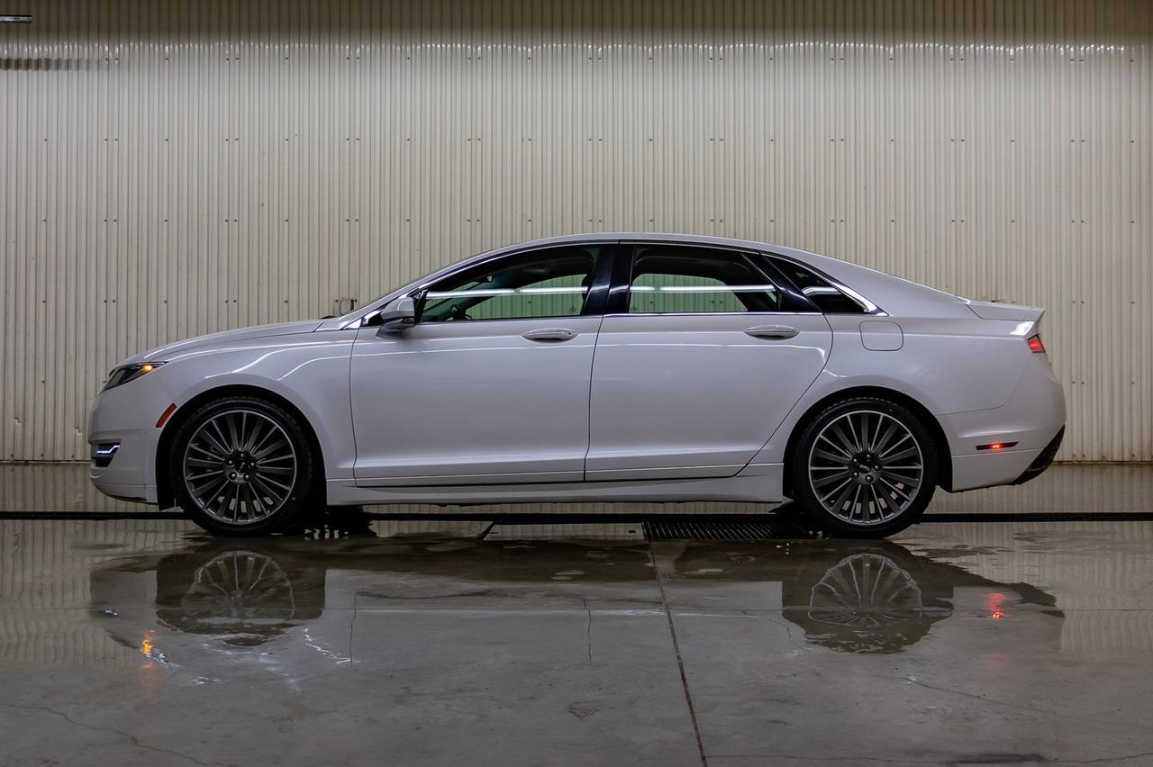 2015 Lincoln MKZ AWD Luxury Edition Leather Roof Nav Red Deer AB