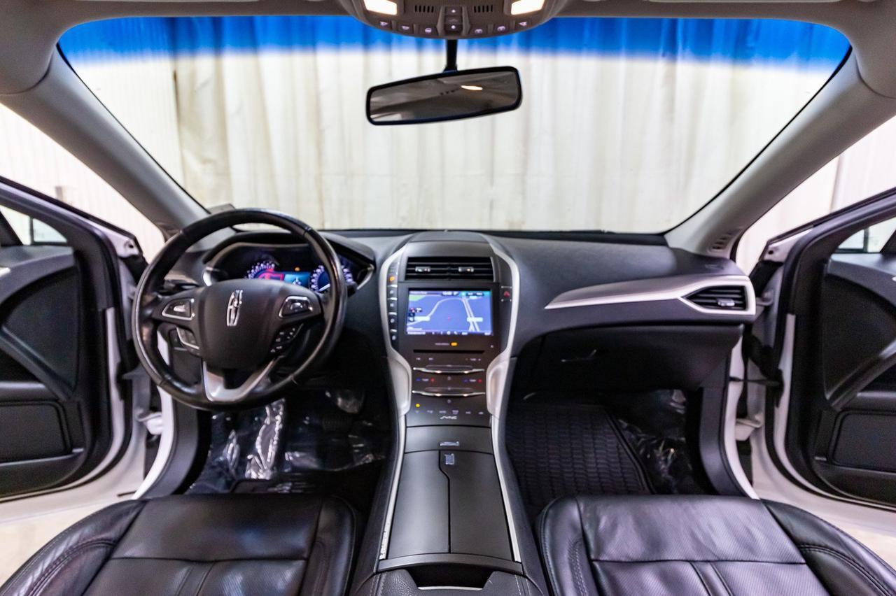 2015 Lincoln MKZ AWD Luxury Edition Leather Roof Nav Red Deer AB