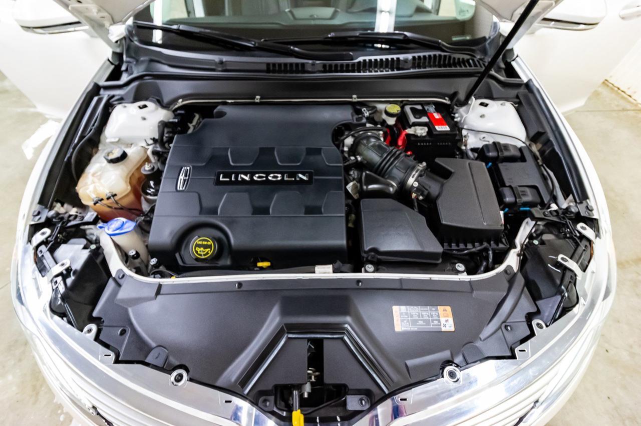 2015 Lincoln MKZ AWD Luxury Edition Leather Roof Nav Red Deer AB