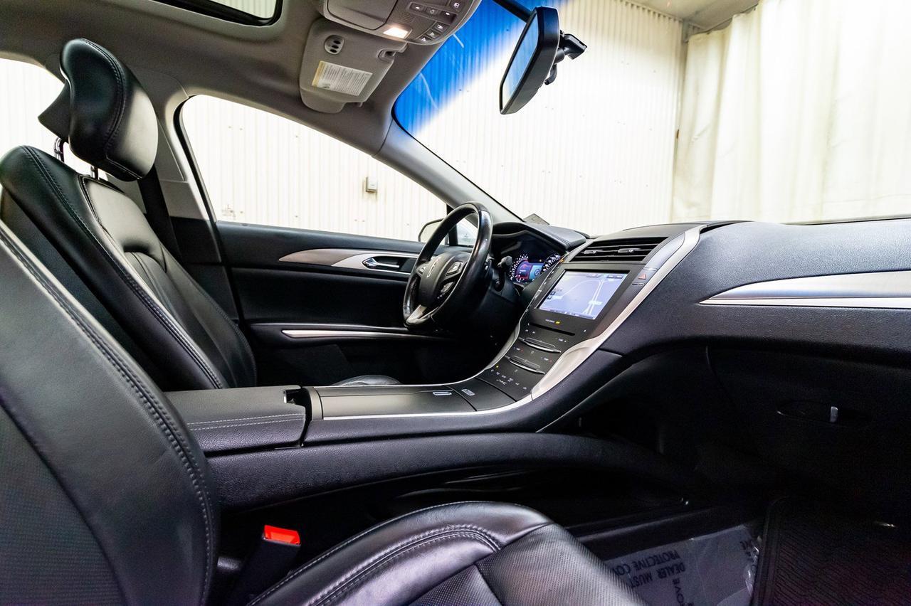 2015 Lincoln MKZ AWD Luxury Edition Leather Roof Nav Red Deer AB