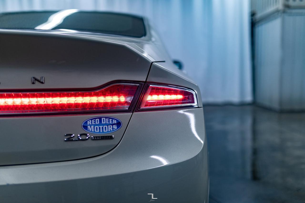 2015 Lincoln MKZ Luxury Edition Leather Nav BCam Red Deer AB