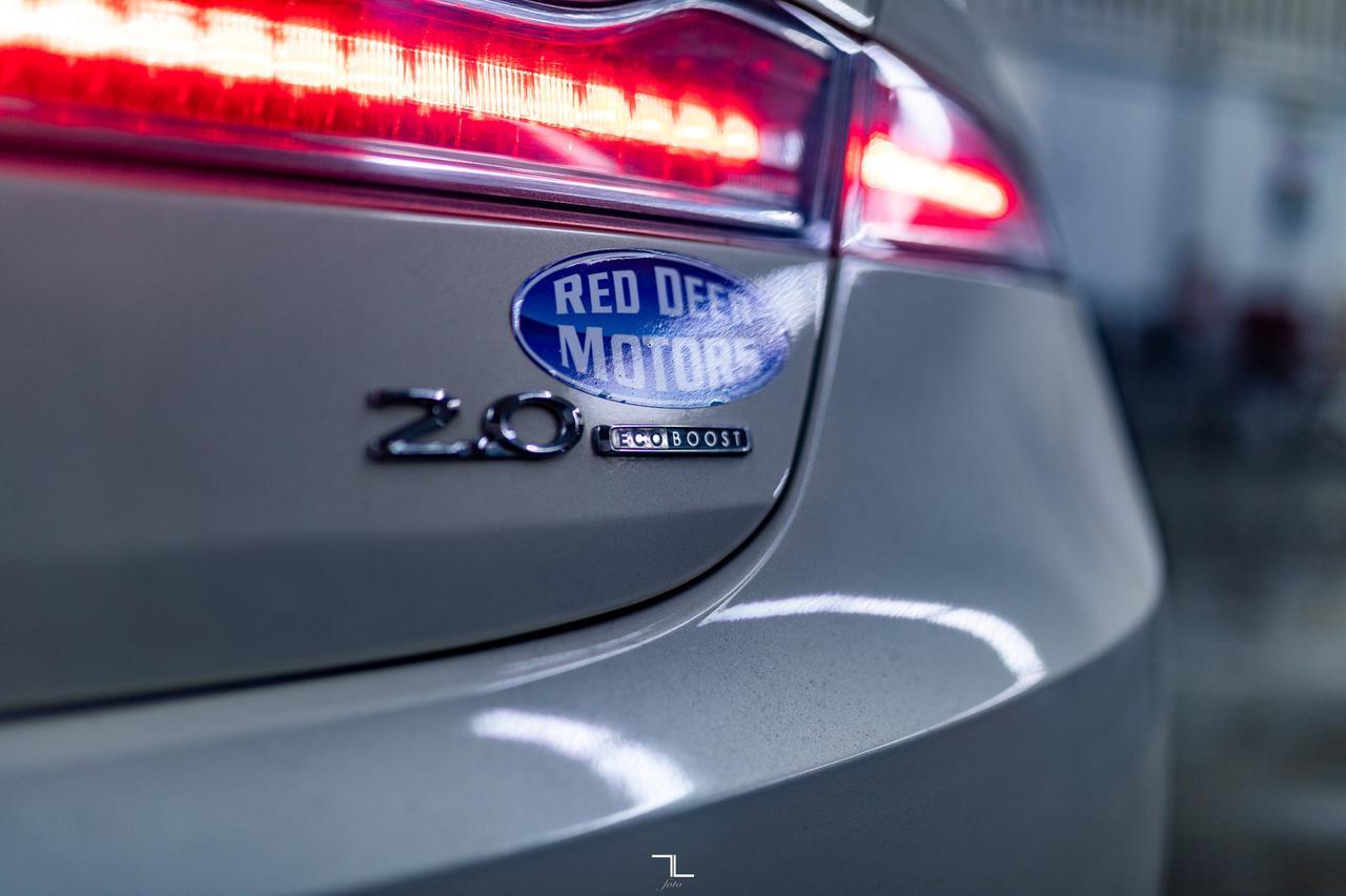 2015 Lincoln MKZ Luxury Edition Leather Nav BCam Red Deer AB