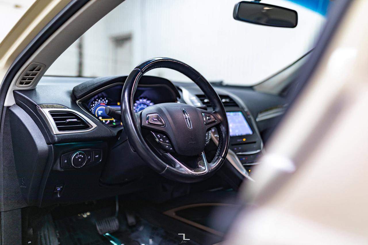 2015 Lincoln MKZ Luxury Edition Leather Nav BCam Red Deer AB