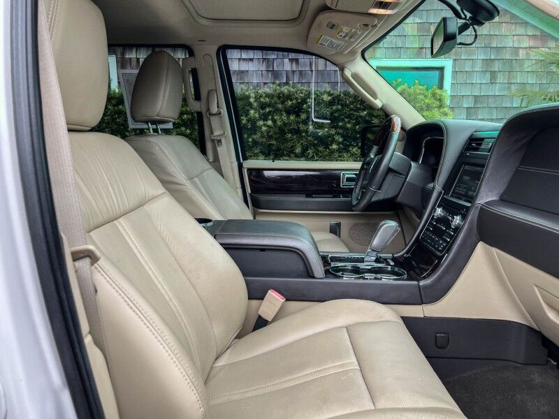 2015 Lincoln Navigator Wilmington NC