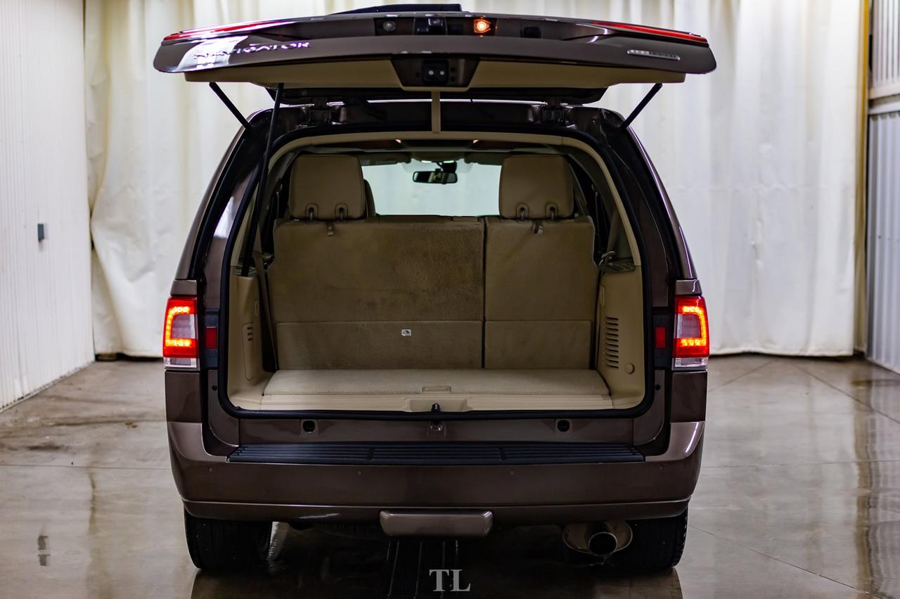 2015 Lincoln Navigator AWD Ultimate Leather Roof Nav BCam Red Deer AB