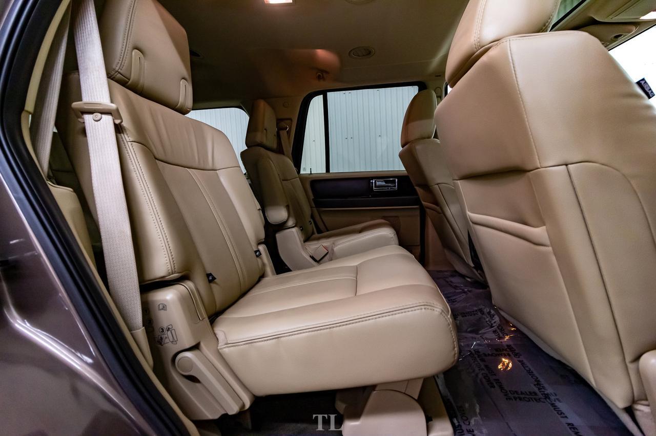 2015 Lincoln Navigator AWD Ultimate Leather Roof Nav BCam Red Deer AB