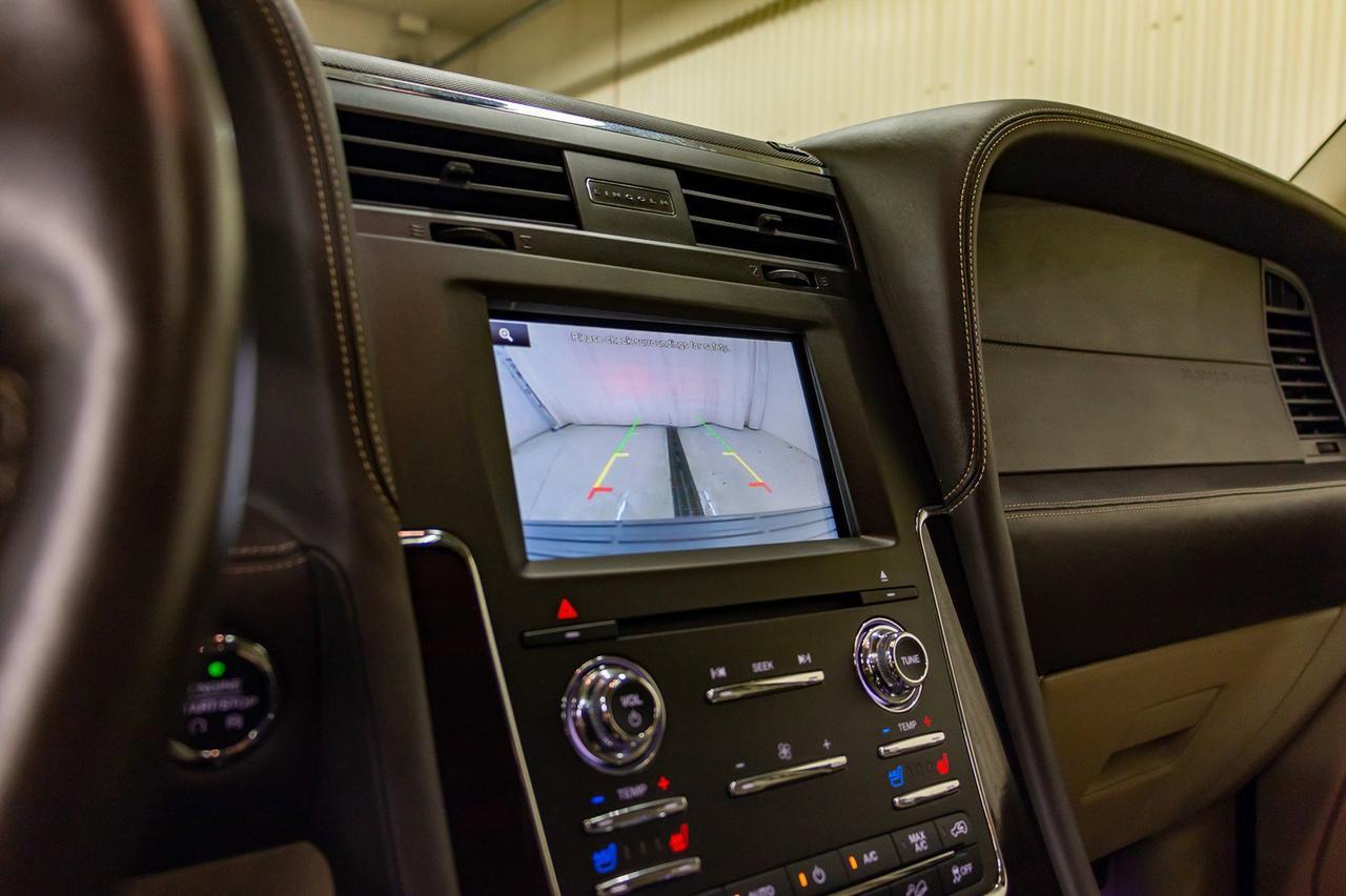 2015 Lincoln Navigator AWD Ultimate Leather Roof Nav Red Deer AB