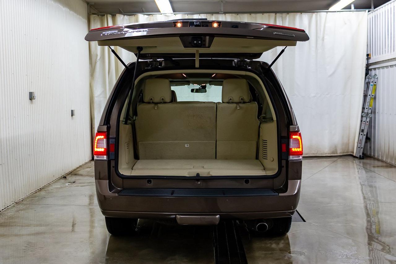2015 Lincoln Navigator AWD Ultimate Leather Roof Nav Red Deer AB