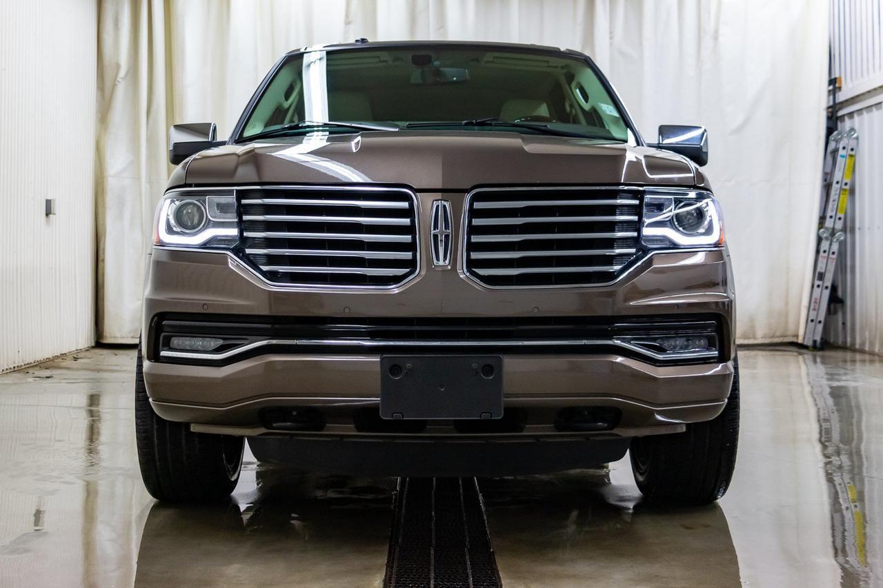 2015 Lincoln Navigator AWD Ultimate Leather Roof Nav Red Deer AB