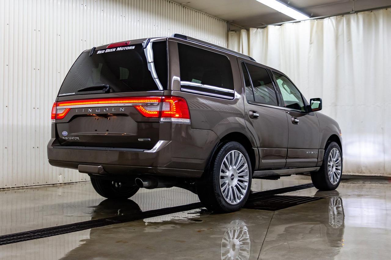 2015 Lincoln Navigator AWD Ultimate Leather Roof Nav Red Deer AB