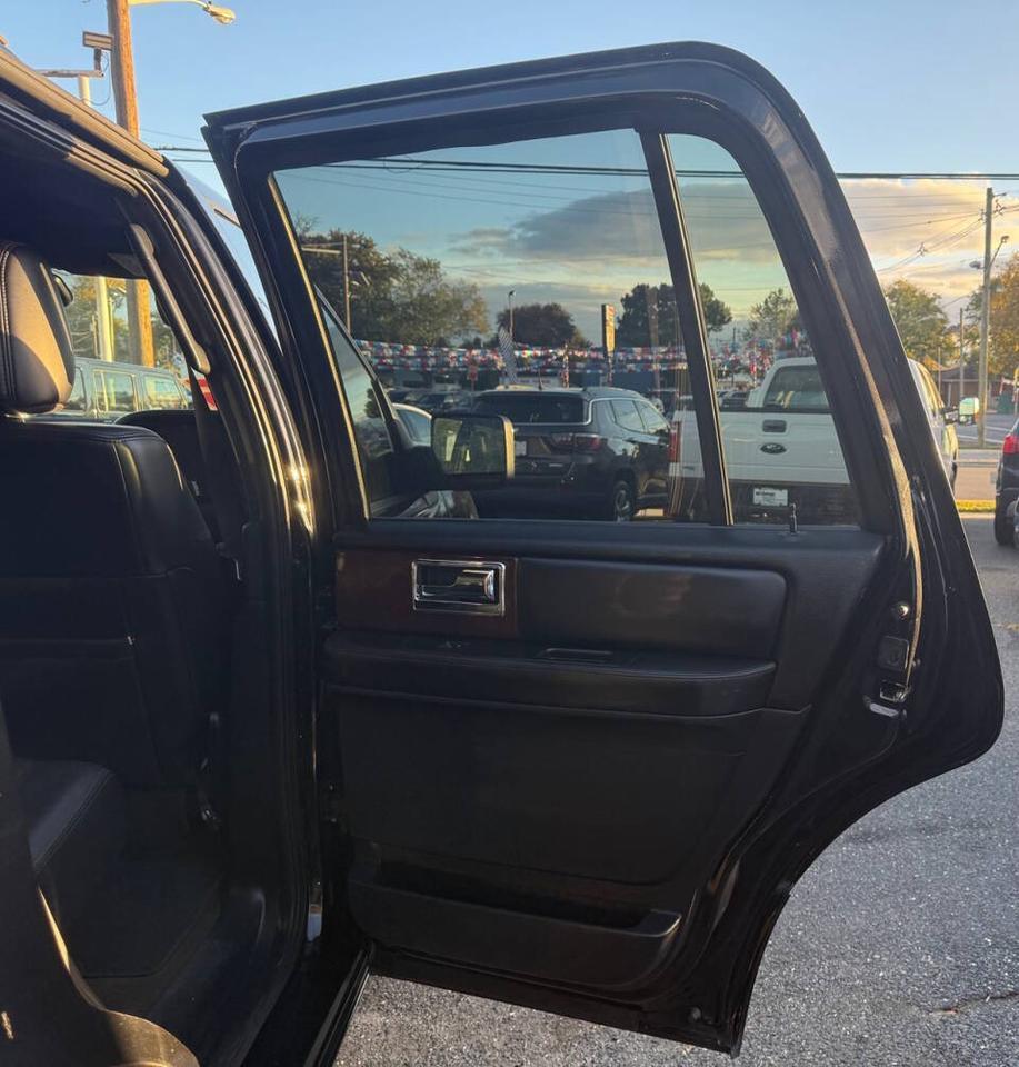 2015 Lincoln Navigator Base 4x4 4dr SUV Edison NJ