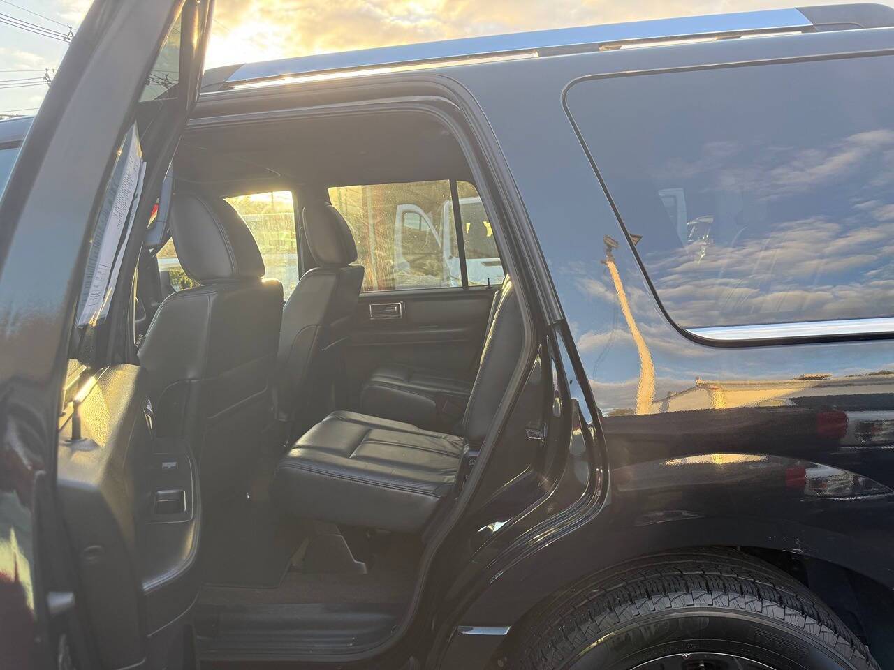 2015 Lincoln Navigator Base 4x4 4dr SUV Edison NJ