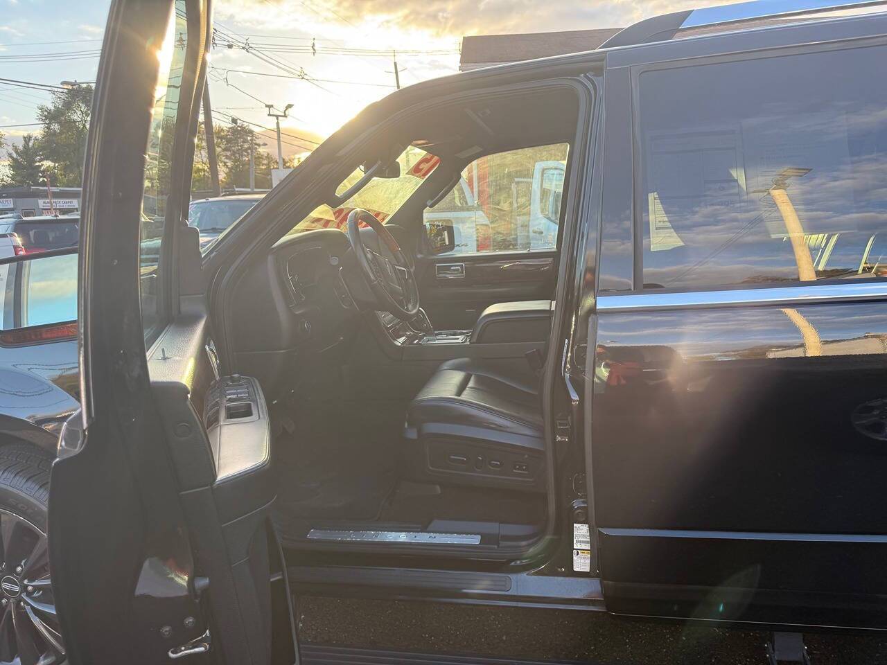 2015 Lincoln Navigator Base 4x4 4dr SUV Edison NJ