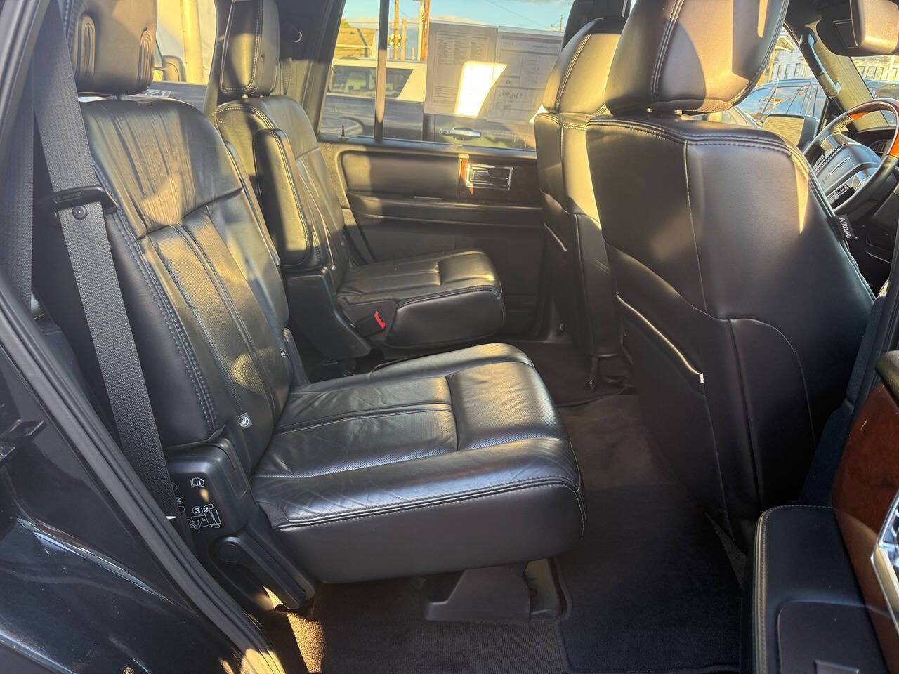 2015 Lincoln Navigator Base 4x4 4dr SUV Edison NJ