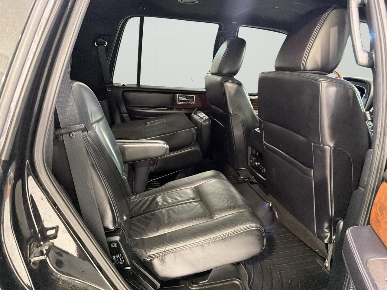 2015 Lincoln Navigator Base San Antonio TX