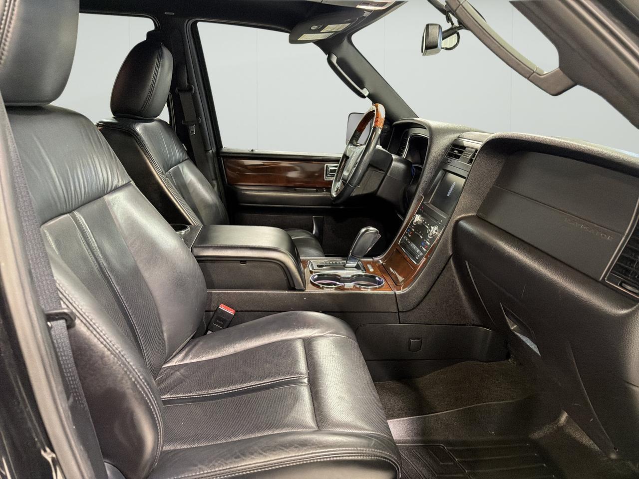 2015 Lincoln Navigator Base San Antonio TX