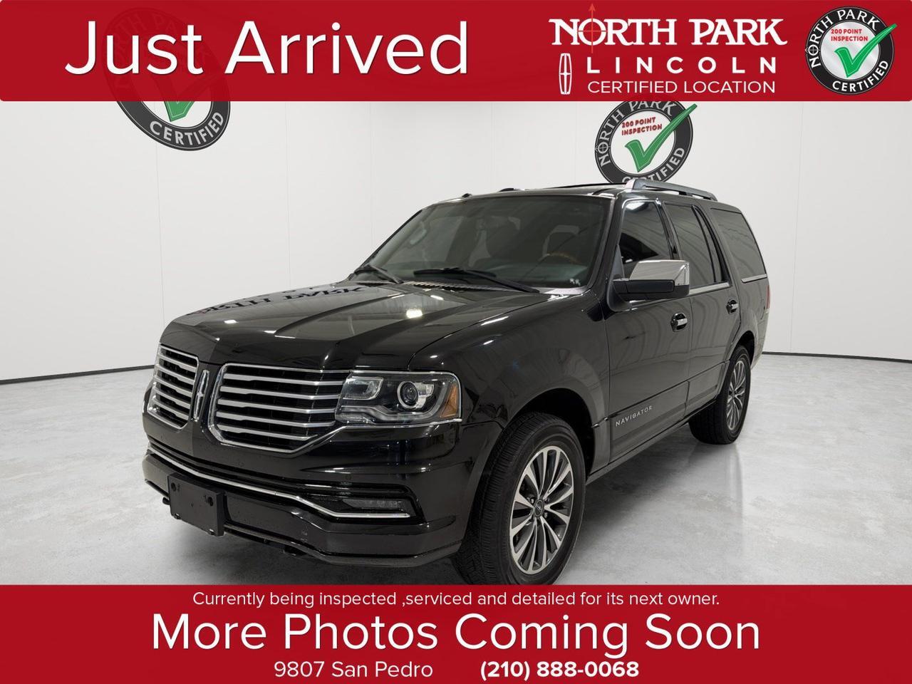2015 Lincoln Navigator Base
