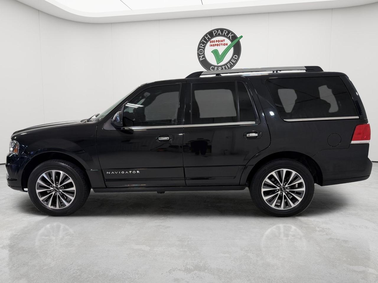 2015 Lincoln Navigator Base