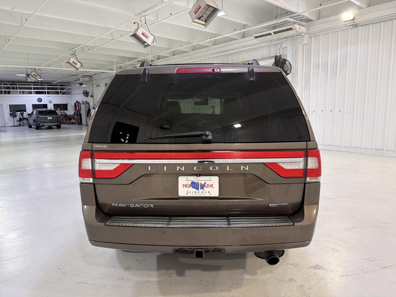 2015 Lincoln Navigator Base San Antonio TX