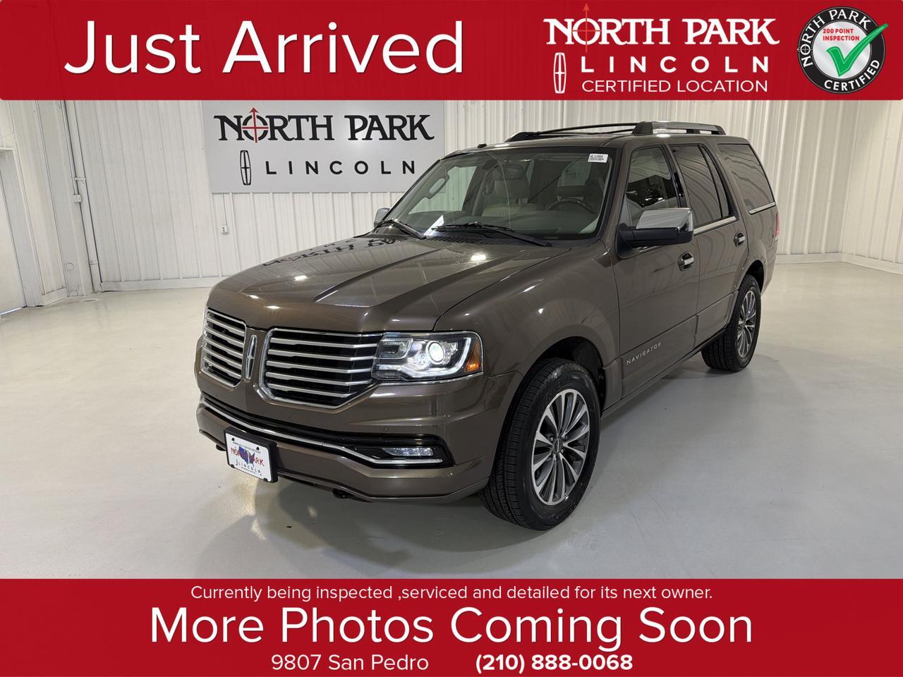 2015 Lincoln Navigator Base
