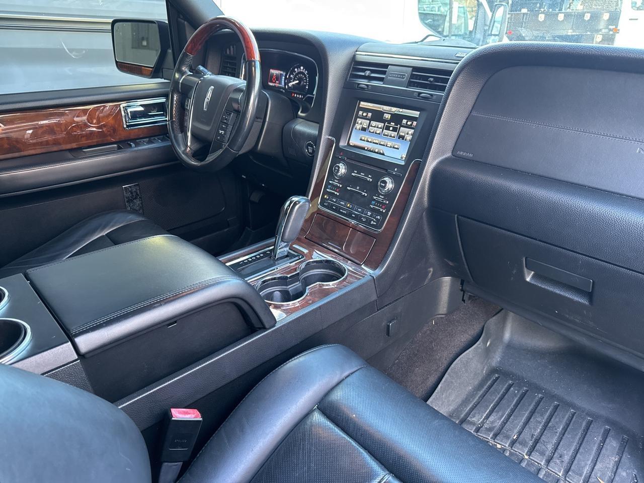 2015 Lincoln Navigator Base Warrenton VA