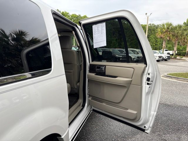 2015 Lincoln Navigator L Base Jacksonville FL