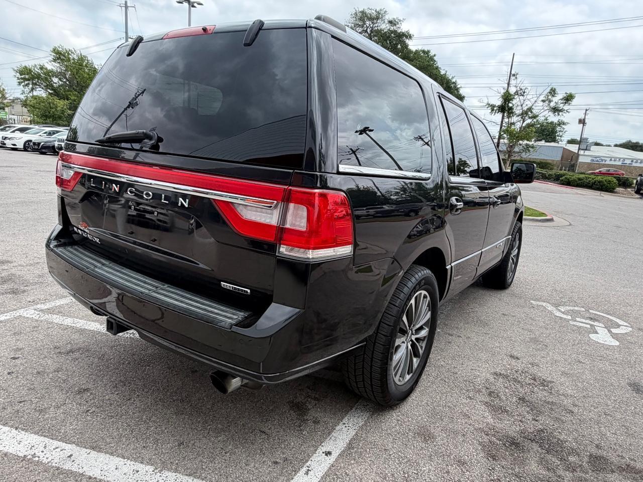 2015 Lincoln Navigator UTILITY Austin TX