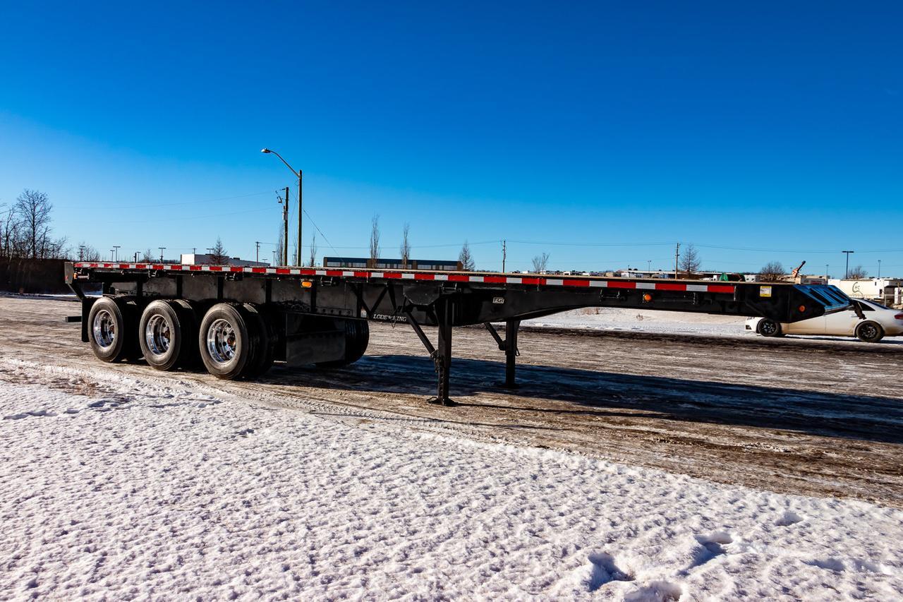 2015 Lode King Tridem Picker Float Red Deer AB