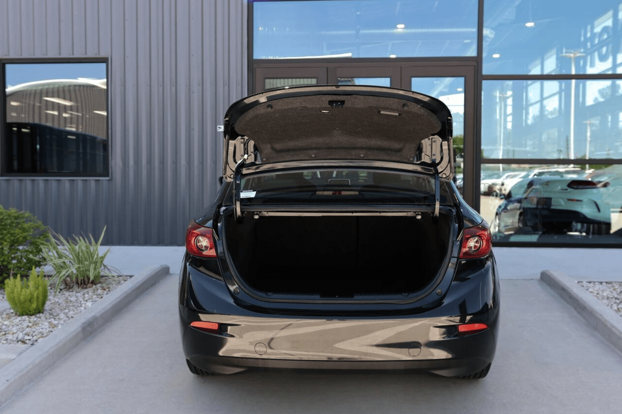 2015 MAZDA 3 TOURING Houston TX