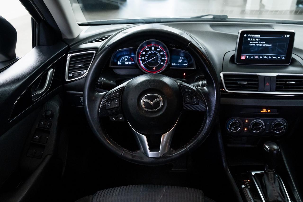 2015 MAZDA Mazda3 i Touring Backup Camera Portland OR