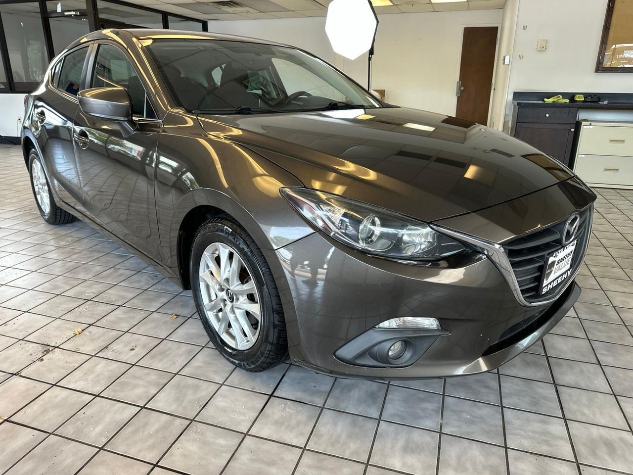2015 MAZDA Mazda3