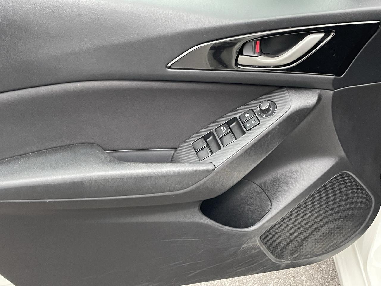 2015 MAZDA Mazda3 i Touring Alexandria VA