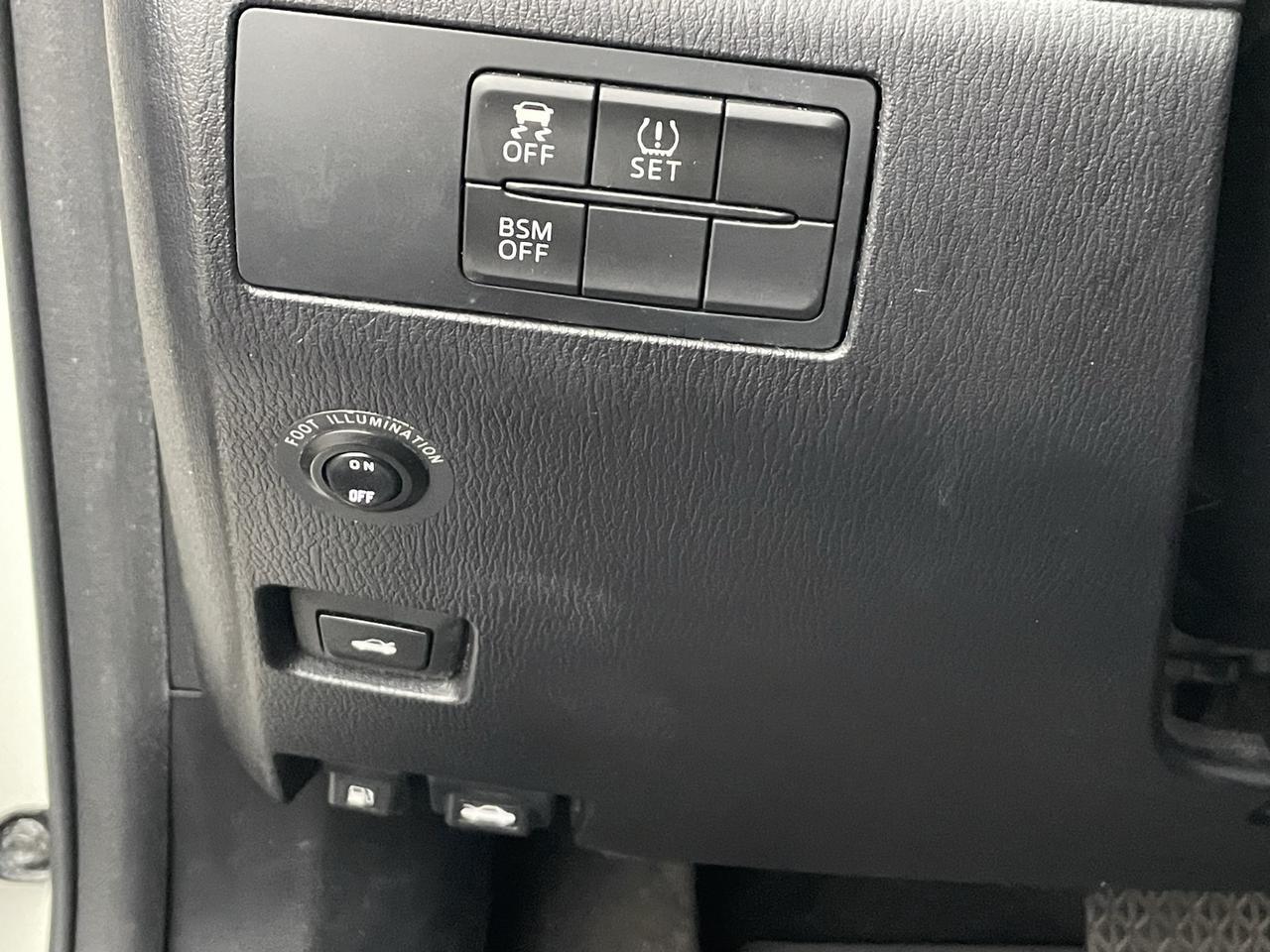 2015 MAZDA Mazda3 i Touring Alexandria VA