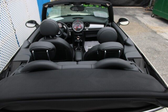 2015 MINI Cooper CONVERTIBLE CONVERTIBLE Melbourne FL