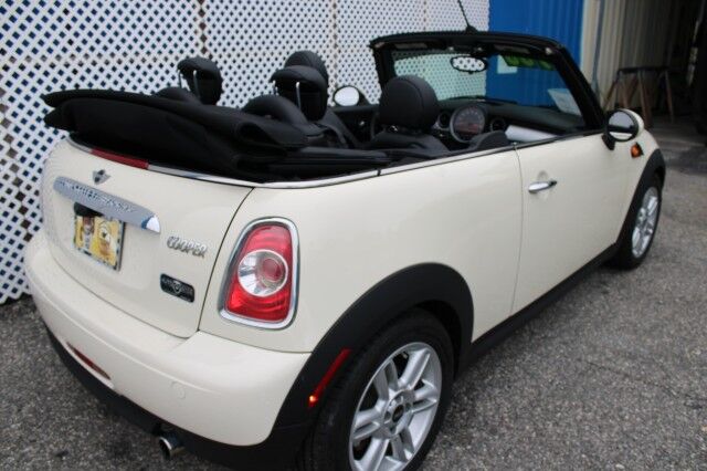 2015 MINI Cooper CONVERTIBLE CONVERTIBLE Melbourne FL