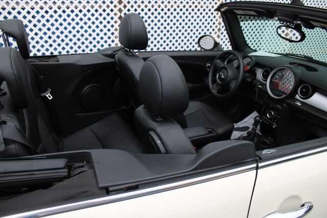 2015 MINI Cooper CONVERTIBLE CONVERTIBLE Melbourne FL