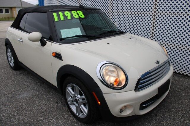2015 MINI Cooper CONVERTIBLE CONVERTIBLE Melbourne FL