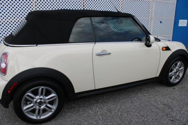 2015 MINI Cooper CONVERTIBLE Melbourne FL