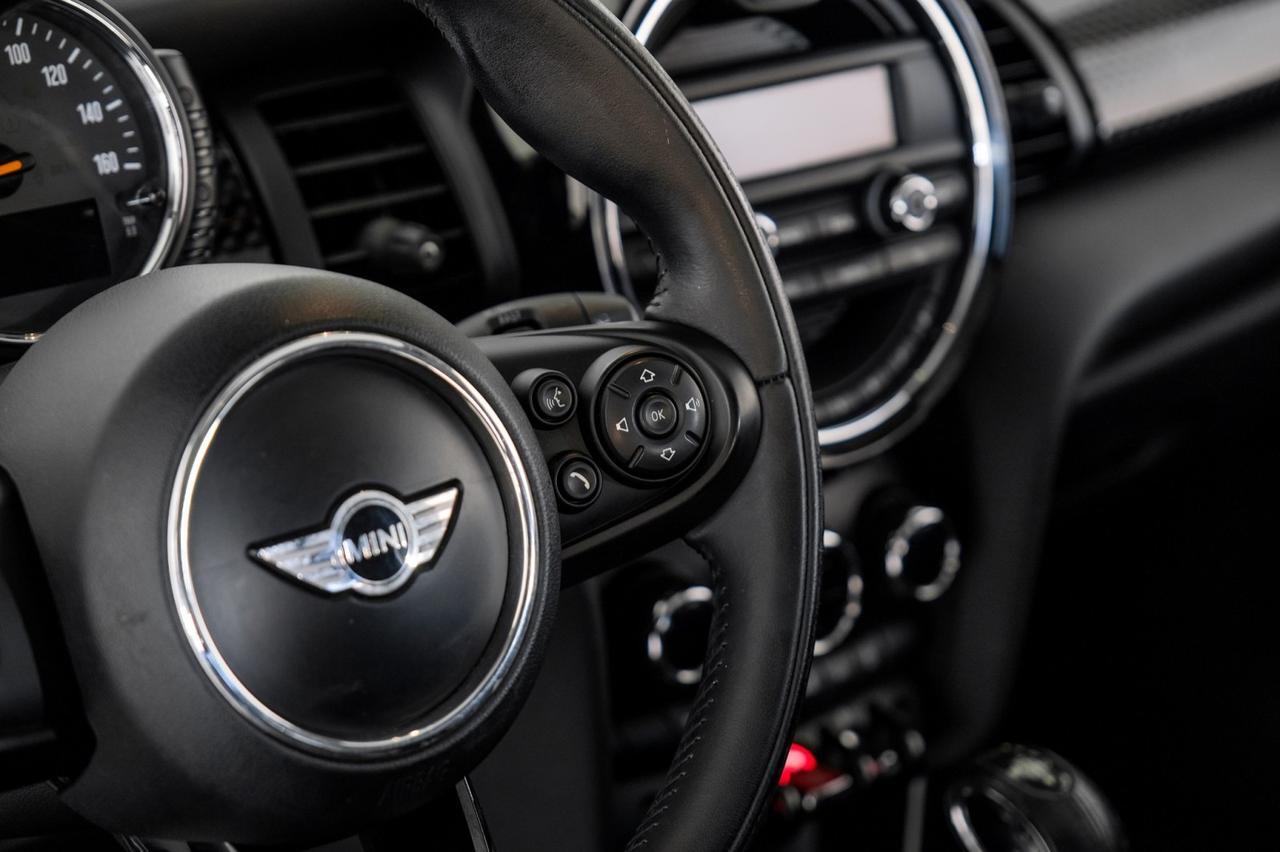 2015 MINI Cooper S AUTOMATIC PANORAMA LEATHER SEATS KEYLESS START BLUETOOTH CRUISE CONTROL ALLOY WHEELS Carrollton TX