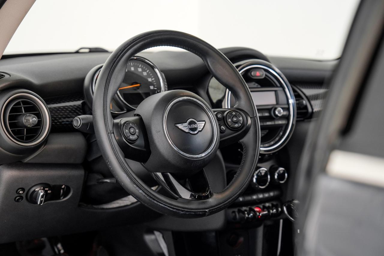2015 MINI Cooper S AUTOMATIC PANORAMA LEATHER SEATS KEYLESS START BLUETOOTH CRUISE CONTROL ALLOY WHEELS Carrollton TX