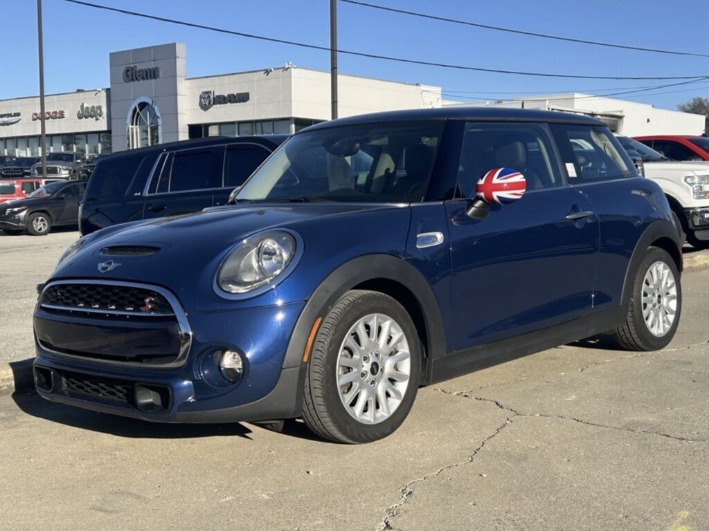 2015 MINI Cooper S Base