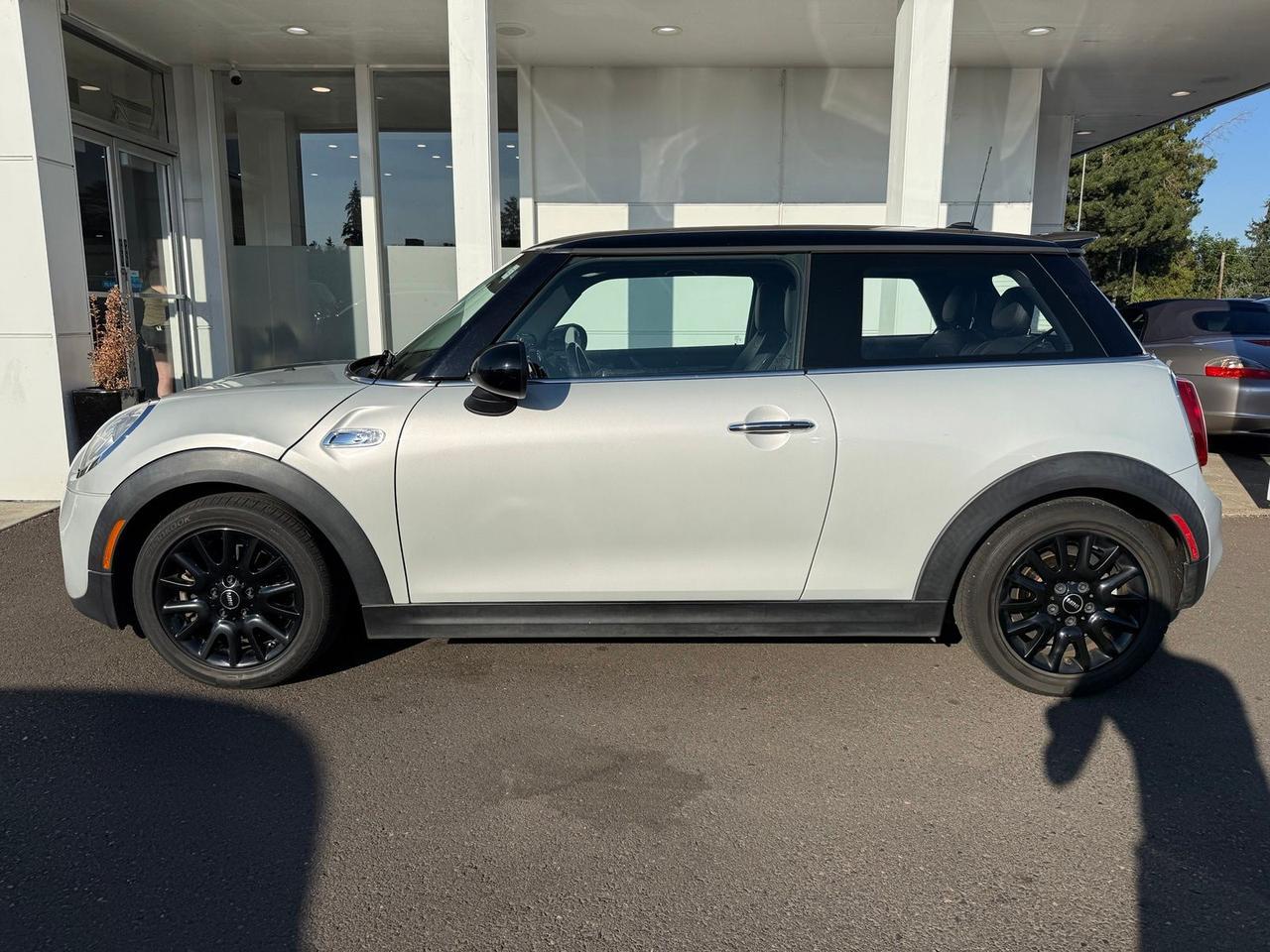 2015 MINI Cooper S Base