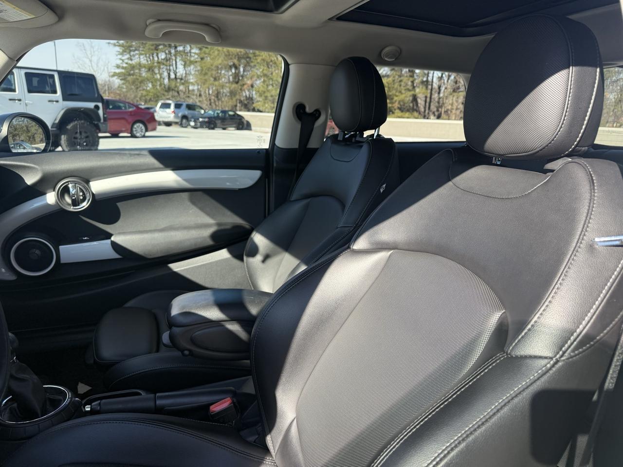 2015 MINI Cooper S Base Springfield VA