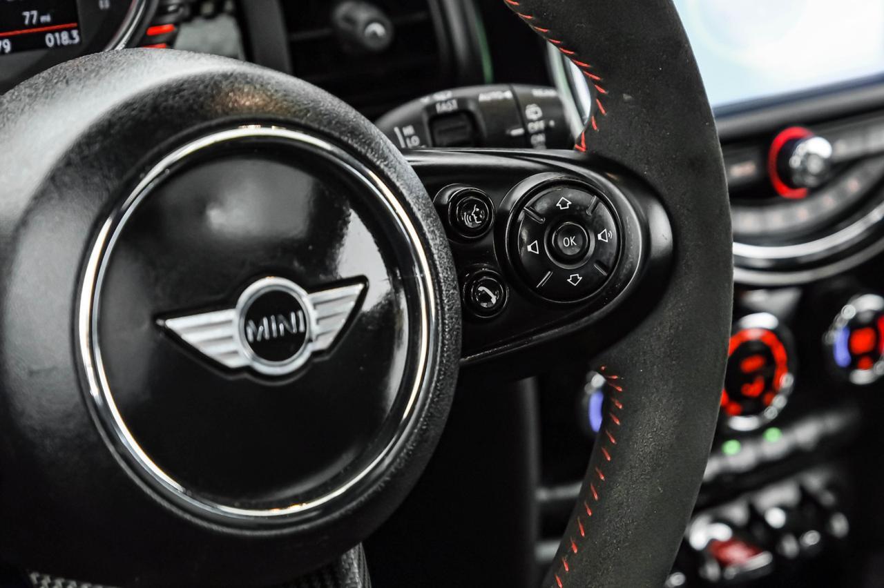 2015 MINI Cooper S PANORAMA LEATHER SEATS KEYLESS START BLUETOOTH CRUISE CONTROL ALLOY WHEELS Carrollton TX