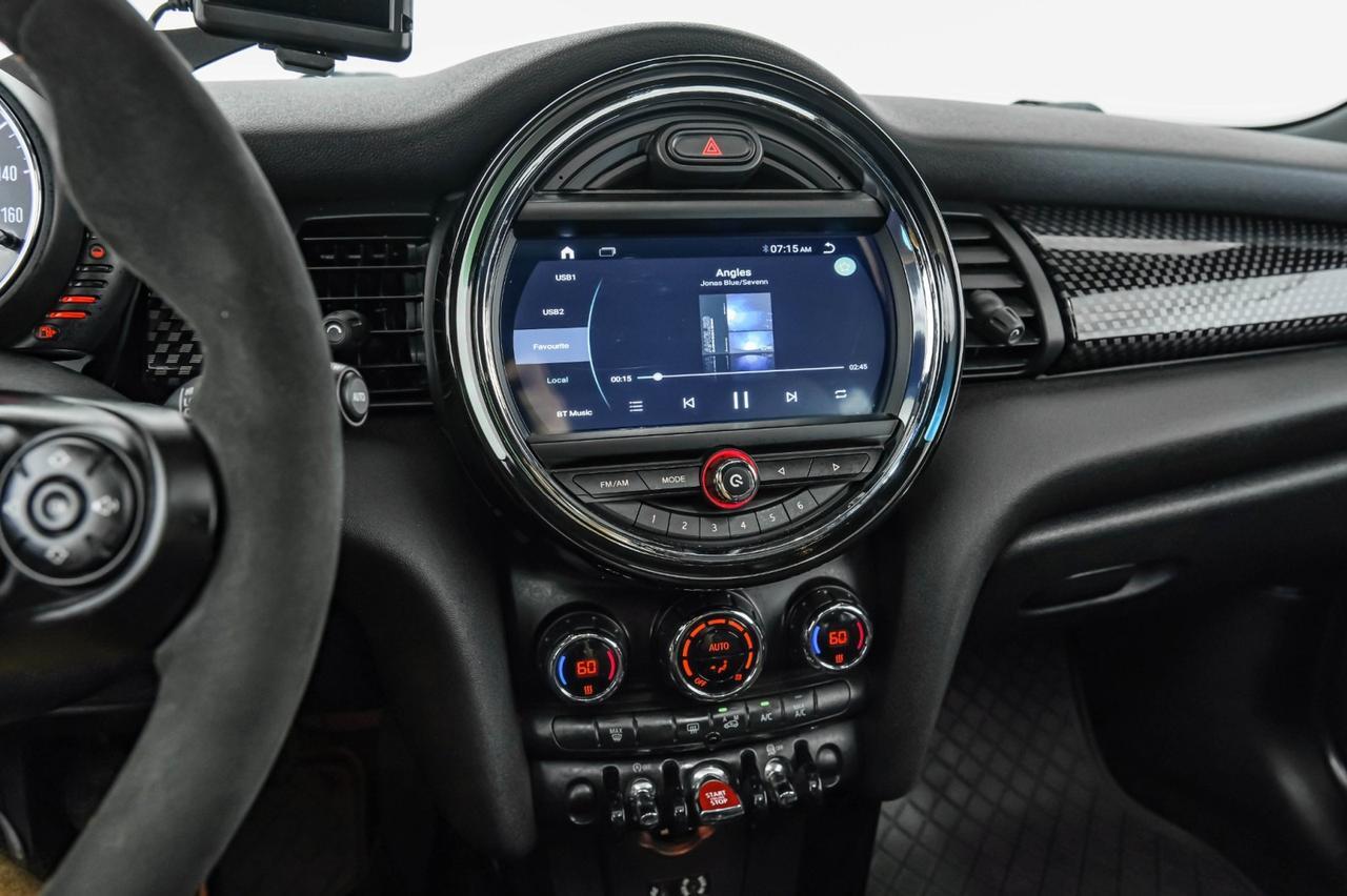 2015 MINI Cooper S PANORAMA LEATHER SEATS REAR CAMERA KEYLESS START BLUETOOTH CRUISE CONTROL Carrollton TX