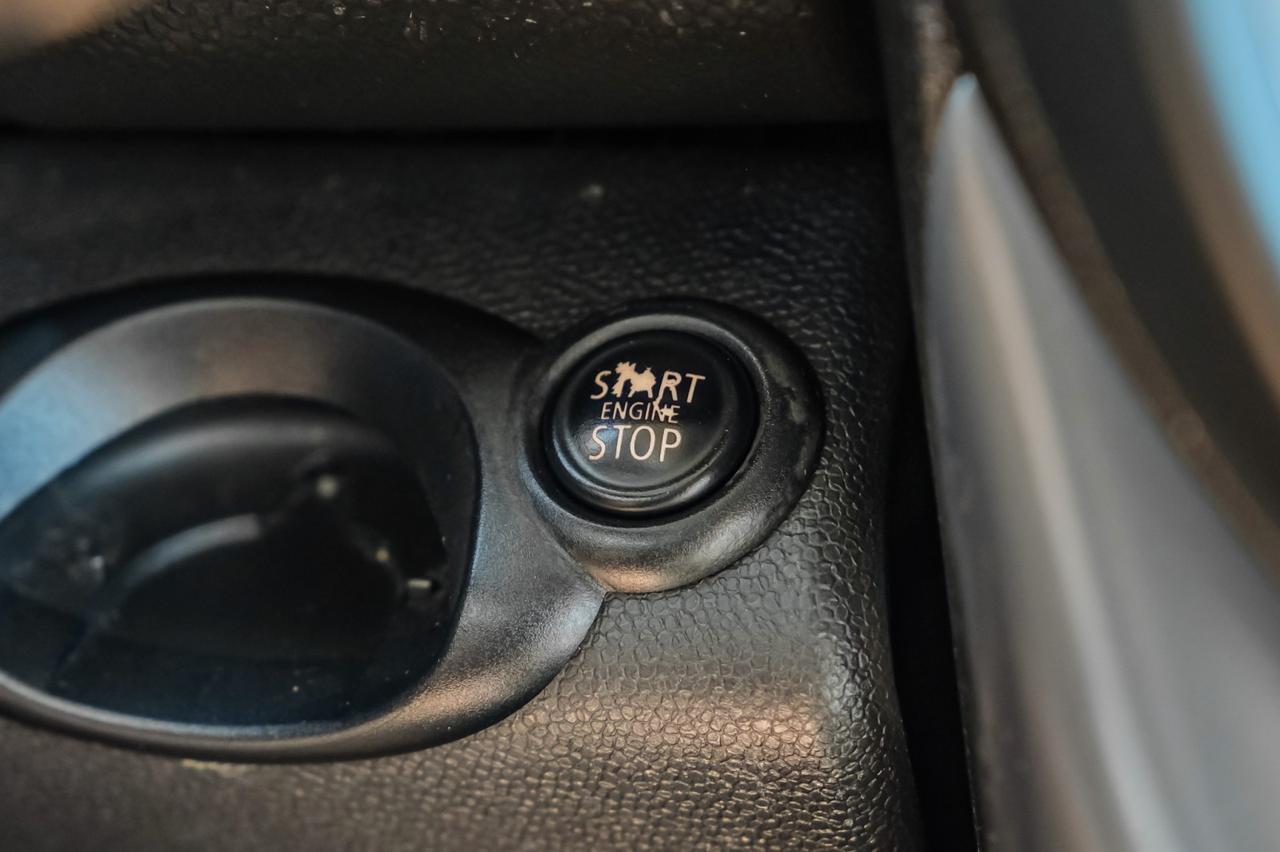 2015 MINI Countryman S AWD PANORAMA LEATHER HEATED SEATS PUSH BUTTON START BLUETOOTH PADDLE SHIFTERS Carrollton TX