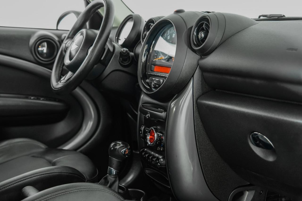 2015 MINI Countryman S AWD PANORAMA LEATHER HEATED SEATS PUSH BUTTON START BLUETOOTH PADDLE SHIFTERS Carrollton TX