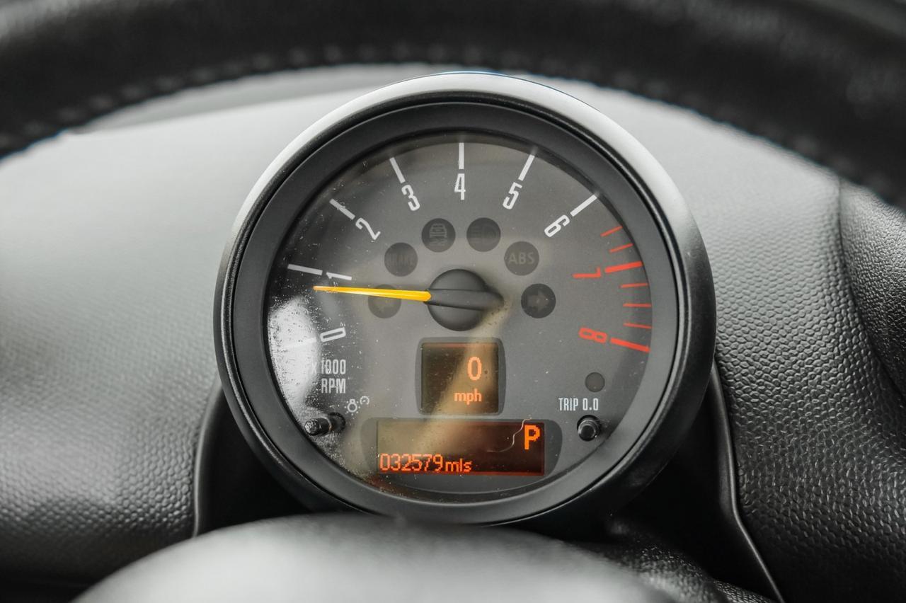 2015 MINI Countryman S AWD PANORAMA LEATHER HEATED SEATS PUSH BUTTON START BLUETOOTH PADDLE SHIFTERS Carrollton TX